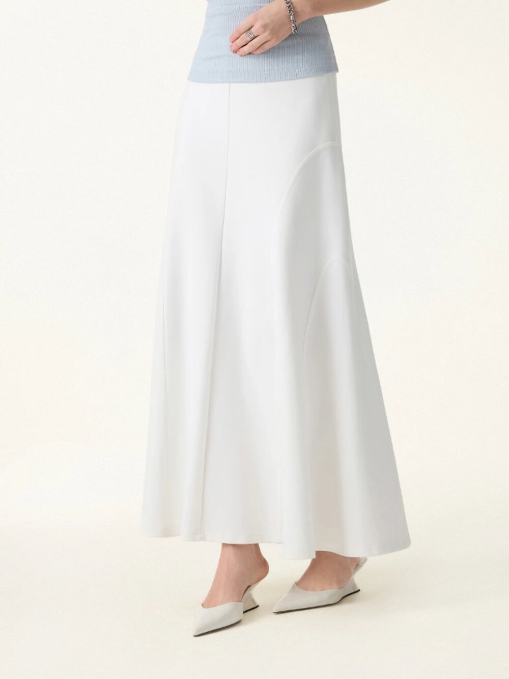 OGL Move Wrinkle-Resistant A-Line Flared Maxi Skirt White Lined Size Medium